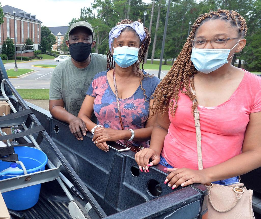 Family move in